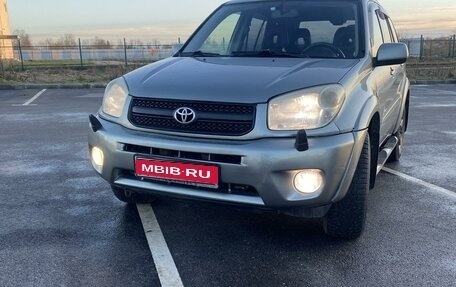 Toyota RAV4, 2003 год, 780 000 рублей, 1 фотография