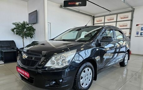 Chevrolet Cobalt II, 2013 год, 979 000 рублей, 1 фотография