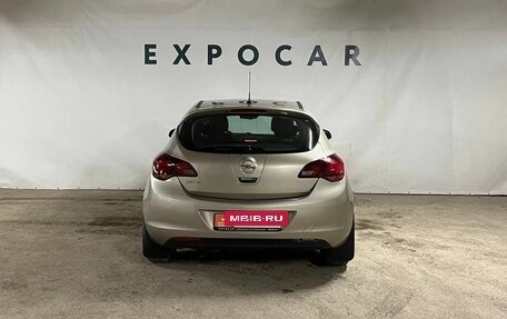 Opel Astra J, 2011 год, 790 000 рублей, 4 фотография