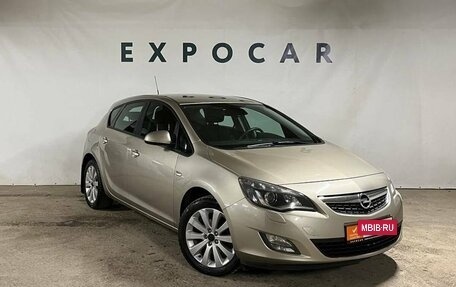 Opel Astra J, 2011 год, 790 000 рублей, 7 фотография