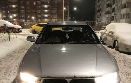 Mitsubishi Galant VIII, 2002 год, 250 000 рублей, 3 фотография