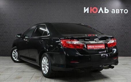 Toyota Camry, 2012 год, 1 995 000 рублей, 4 фотография