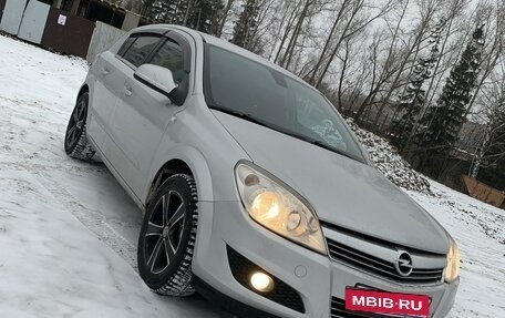 Opel Astra H, 2011 год, 599 999 рублей, 1 фотография