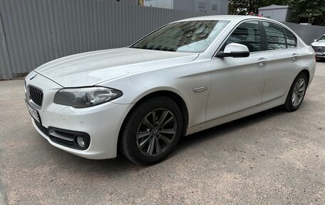 BMW 5 серия, 2016 год, 2 330 000 рублей, 2 фотография