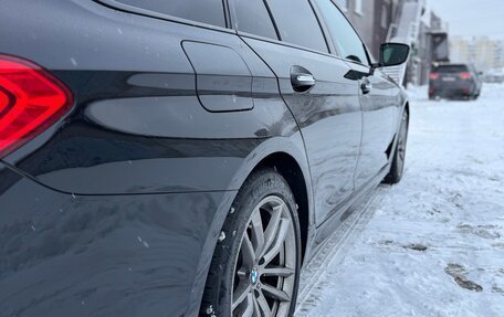 BMW 5 серия, 2018 год, 3 960 000 рублей, 28 фотография