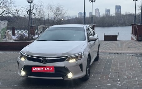 Toyota Camry, 2016 год, 2 399 000 рублей, 4 фотография