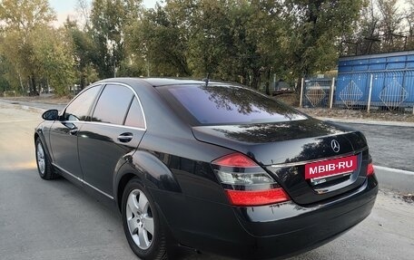 Mercedes-Benz S-Класс, 2006 год, 1 400 000 рублей, 6 фотография