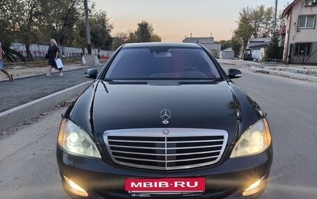 Mercedes-Benz S-Класс, 2006 год, 1 400 000 рублей, 3 фотография