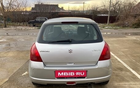 Suzuki Swift III, 2005 год, 526 000 рублей, 2 фотография