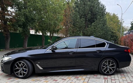 BMW 5 серия, 2022 год, 6 600 000 рублей, 7 фотография