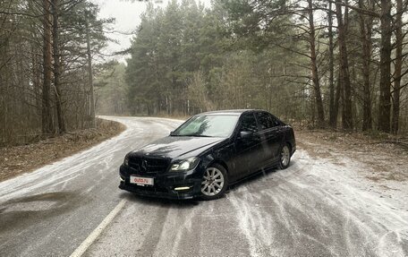 Mercedes-Benz C-Класс, 2011 год, 1 730 000 рублей, 6 фотография