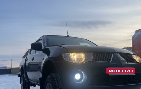 Mitsubishi L200 IV рестайлинг, 2007 год, 870 000 рублей, 2 фотография