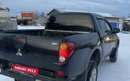 Mitsubishi L200 IV рестайлинг, 2007 год, 870 000 рублей, 9 фотография