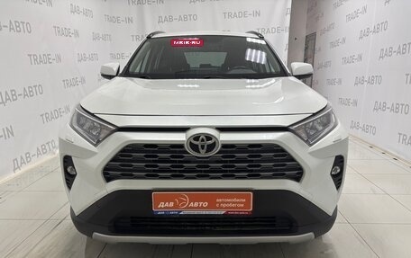 Toyota RAV4, 2021 год, 3 790 000 рублей, 2 фотография