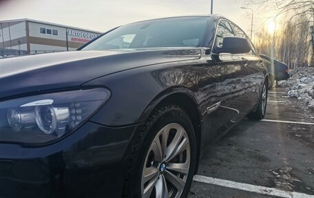 BMW 7 серия, 2010 год, 2 400 000 рублей, 7 фотография