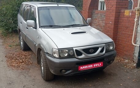 Nissan Terrano II рестайлинг, 2002 год, 650 000 рублей, 6 фотография