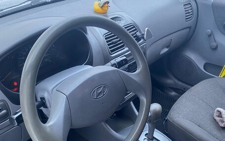 Hyundai Accent II, 2005 год, 600 000 рублей, 8 фотография