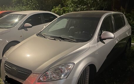 KIA cee'd I рестайлинг, 2008 год, 910 000 рублей, 2 фотография