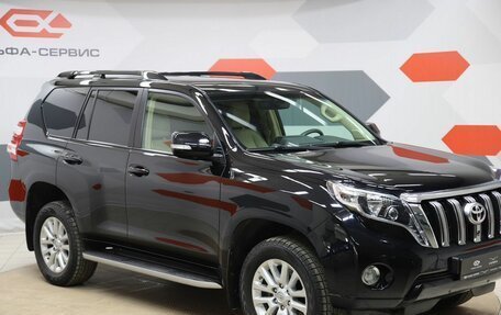 Toyota Land Cruiser Prado 150 рестайлинг 2, 2016 год, 3 890 000 рублей, 3 фотография