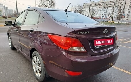 Hyundai Solaris II рестайлинг, 2013 год, 895 000 рублей, 4 фотография