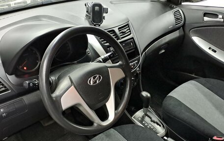 Hyundai Solaris II рестайлинг, 2013 год, 895 000 рублей, 6 фотография