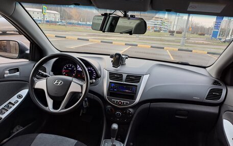 Hyundai Solaris II рестайлинг, 2013 год, 895 000 рублей, 19 фотография