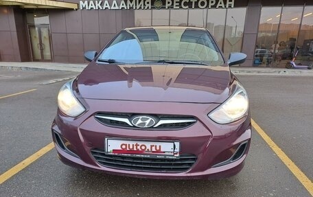 Hyundai Solaris II рестайлинг, 2013 год, 895 000 рублей, 11 фотография