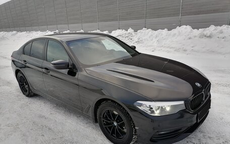 BMW 5 серия, 2018 год, 3 100 000 рублей, 5 фотография