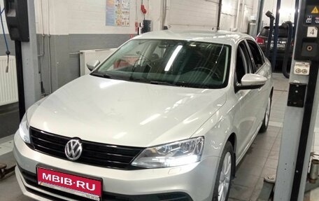 Volkswagen Jetta VI, 2015 год, 1 027 000 рублей, 1 фотография