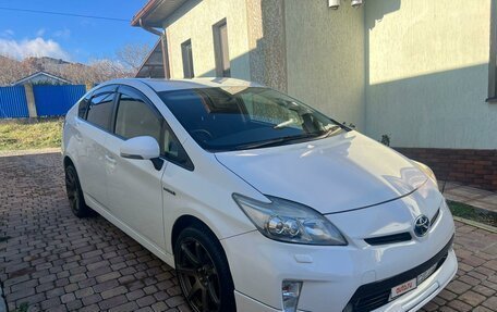 Toyota Prius, 2014 год, 1 450 000 рублей, 14 фотография