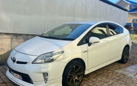 Toyota Prius, 2014 год, 1 450 000 рублей, 17 фотография