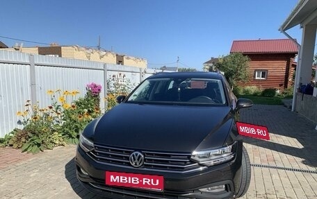 Volkswagen Passat B8 рестайлинг, 2019 год, 2 200 000 рублей, 4 фотография