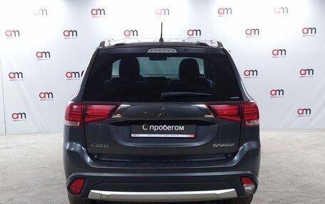 Mitsubishi Outlander III рестайлинг 3, 2015 год, 1 449 000 рублей, 5 фотография