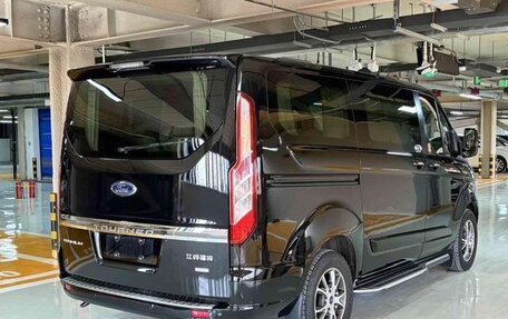 Ford Tourneo Custom I рестайлинг, 2021 год, 3 572 448 рублей, 3 фотография