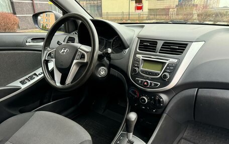 Hyundai Solaris II рестайлинг, 2013 год, 830 000 рублей, 11 фотография