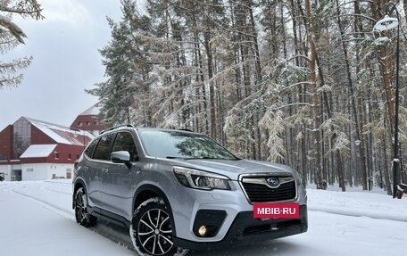 Subaru Forester, 2019 год, 3 000 000 рублей, 3 фотография