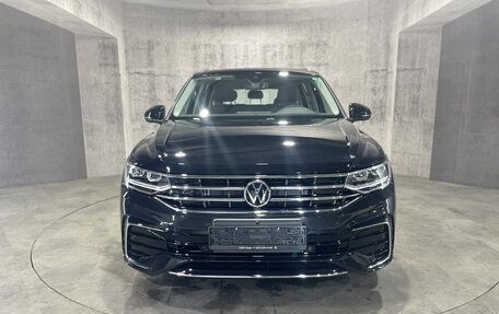 Volkswagen Tiguan II, 2023 год, 5 926 980 рублей, 5 фотография