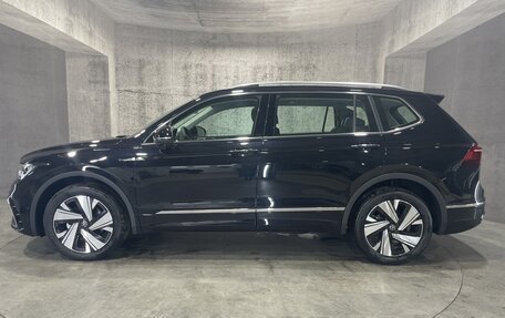 Volkswagen Tiguan II, 2023 год, 5 926 980 рублей, 11 фотография