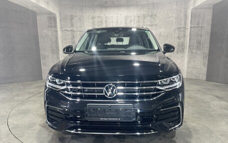 Volkswagen Tiguan II, 2023 год, 5 926 980 рублей, 4 фотография