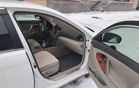 Toyota Camry, 2011 год, 1 400 000 рублей, 7 фотография