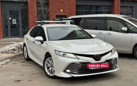 Toyota Camry, 2019 год, 3 100 000 рублей, 2 фотография