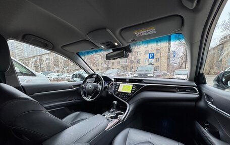 Toyota Camry, 2019 год, 3 100 000 рублей, 14 фотография