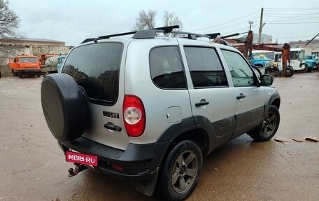 Chevrolet Niva I рестайлинг, 2019 год, 999 000 рублей, 4 фотография