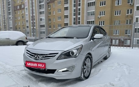 Hyundai Solaris II рестайлинг, 2014 год, 965 000 рублей, 2 фотография