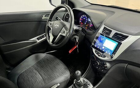 Hyundai Solaris II рестайлинг, 2016 год, 783 000 рублей, 10 фотография