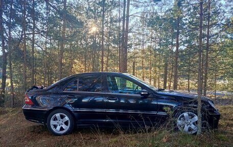 Mercedes-Benz C-Класс, 2004 год, 600 000 рублей, 18 фотография