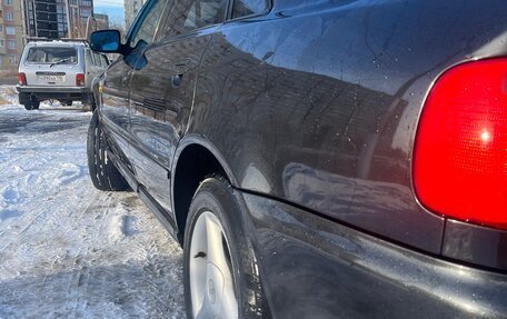 Audi A4, 1997 год, 450 000 рублей, 10 фотография