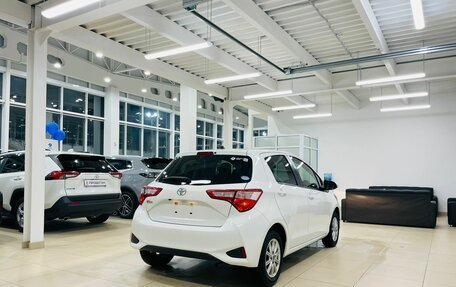 Toyota Vitz, 2019 год, 1 279 000 рублей, 6 фотография