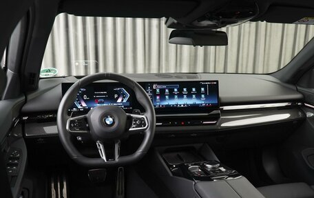 BMW 5 серия, 2023 год, 9 690 000 рублей, 6 фотография