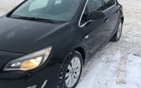 Opel Astra J, 2012 год, 690 000 рублей, 4 фотография